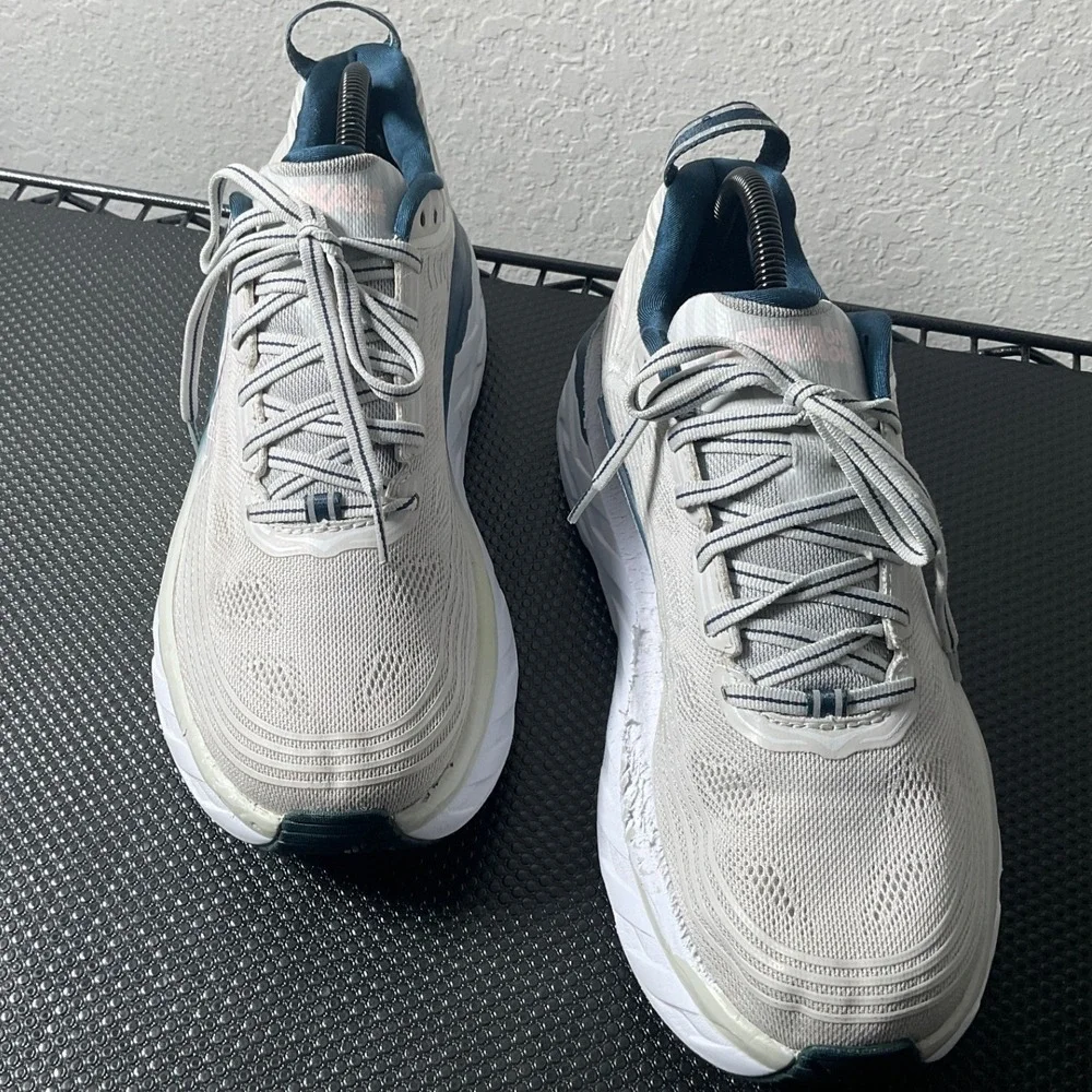 Hoka One One Bondi 6 Womens 9.5 Lunar Rock Running Shoes 1019270 LRNC